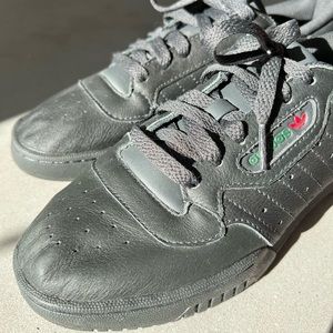 Adidas Yeezy Powerphase Calabasas US 6